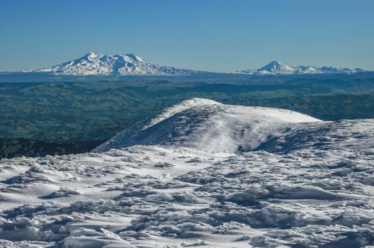 Ruapehu and Ngauruhoe, from Mangaweka Peak