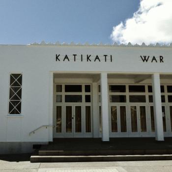 Katikati war memorial hall Tairua