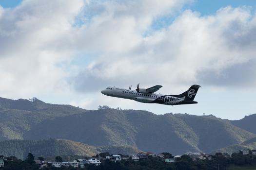 AIR New Zealand ATR 72-600 taking off