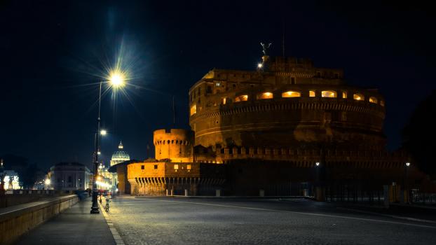 Castel Sant'angelo by night