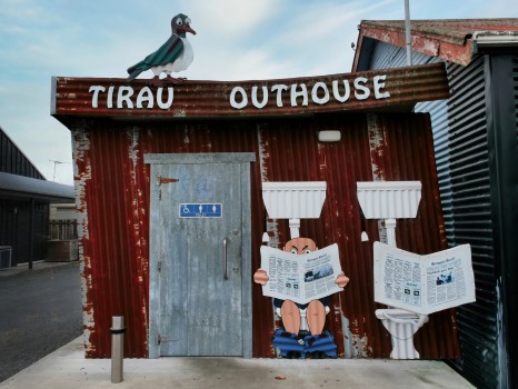 Tirau Outhouse