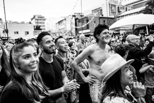 Smiling crowd at Cuba Dupa 2021 B&W