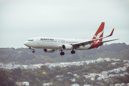 AIR Qantas over Welly