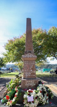 Obelisk WW memorial and wreaths, ANZAC-22