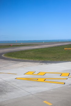 Auckland airport yellow markings