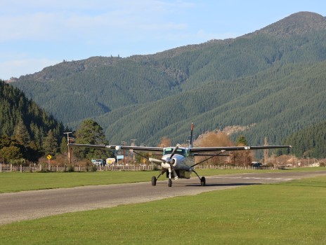 Sounds Air at Picton Airport
