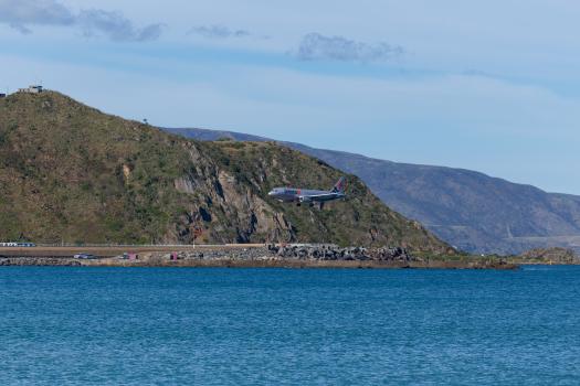 Jet Star flight coming into Wellington