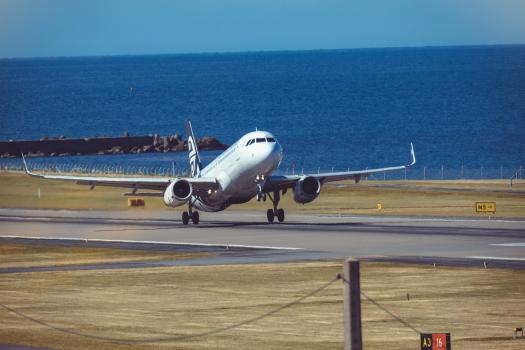 AIR New Zealand oceanic runway take off