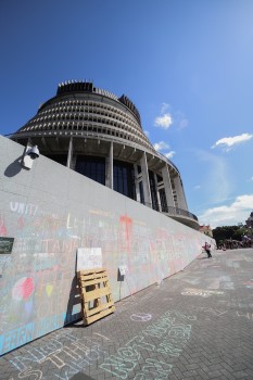 Beehive building and chalking - Convoy 2022