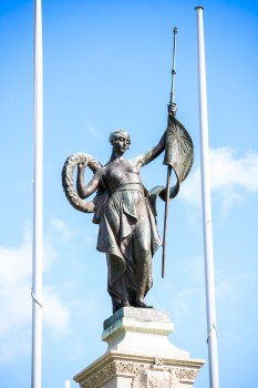 'Motherhood' statue holding flag of NZ
