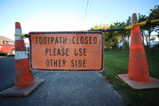 "Footpath closed" sign orange