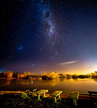 Henley Lake under the stars 