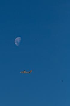 Moon and Jet Star plane