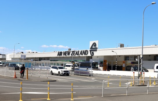 Air New Zealand building and parking lot