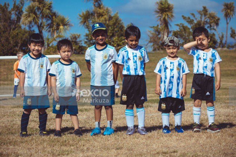 Little Argentine teammates lineup - Little Dribblers