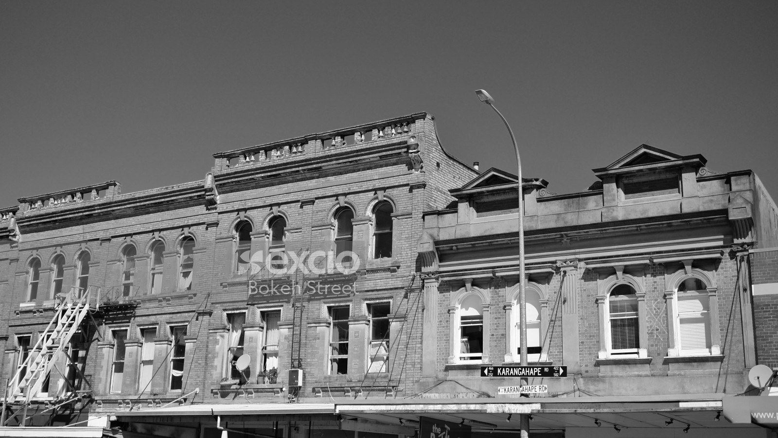 Vintage architecture facade on K' road black and white